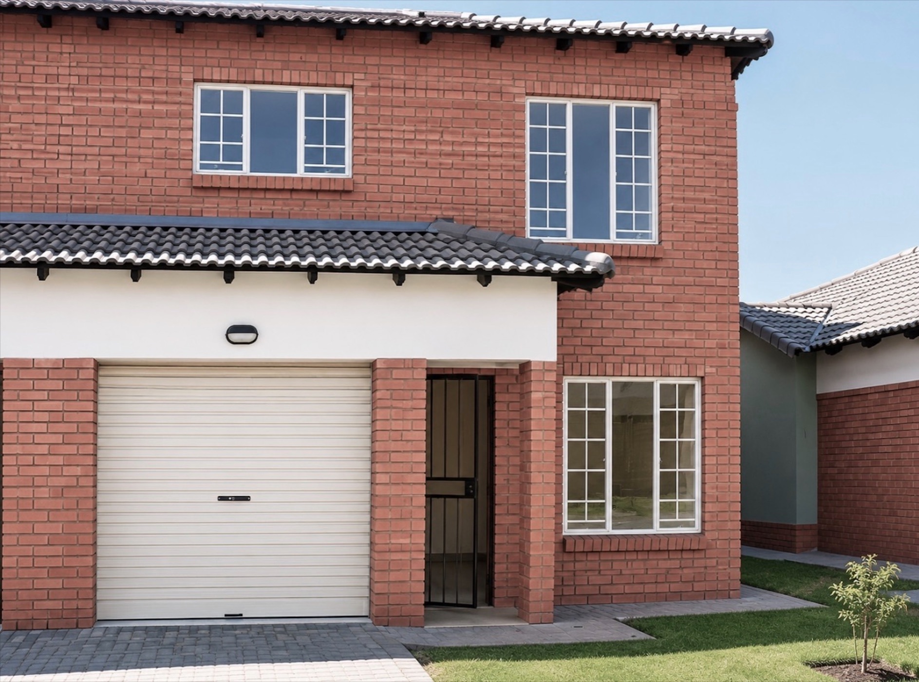 Security complex home let in Waterval East - 1RU1745273
