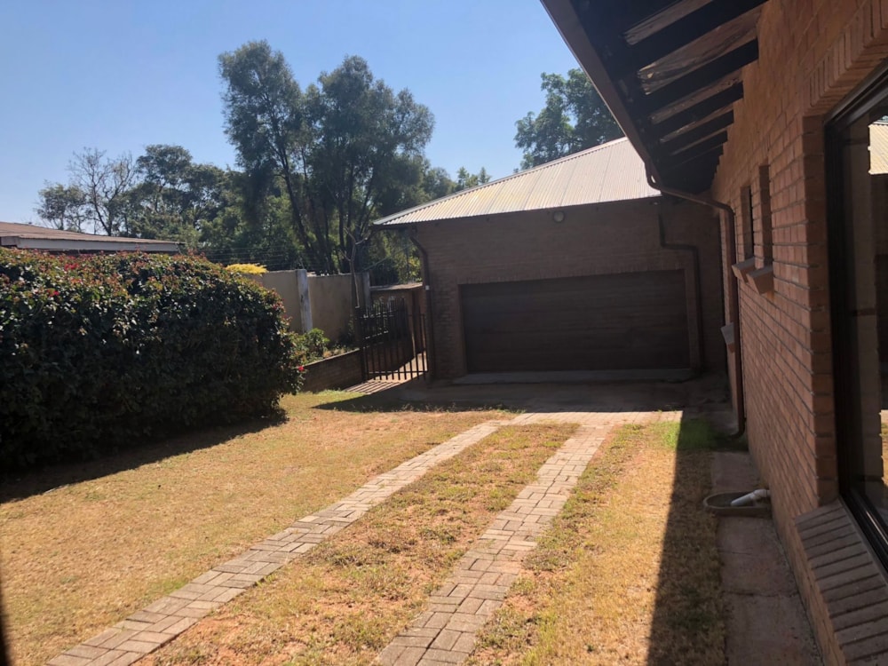 House for sale in West Acres - 1NS1743563