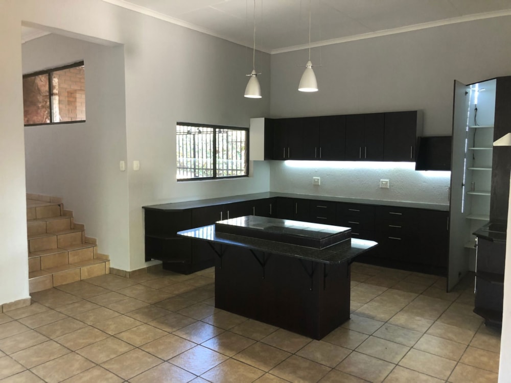 House for sale in West Acres - 1NS1743563