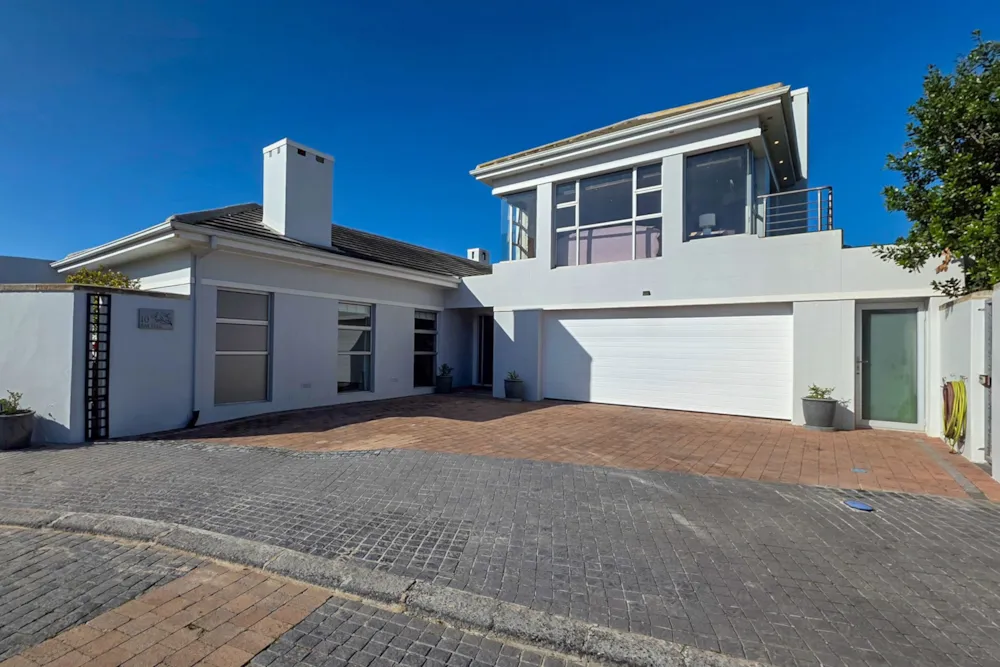 House for sale in Sunset Links - 1TV1745989 House for sale in Sunset Links - 1TV1745989