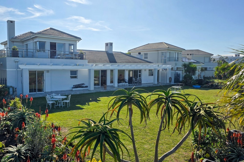 House for sale in Sunset Links - 1TV1745989 House for sale in Sunset Links - 1TV1745989