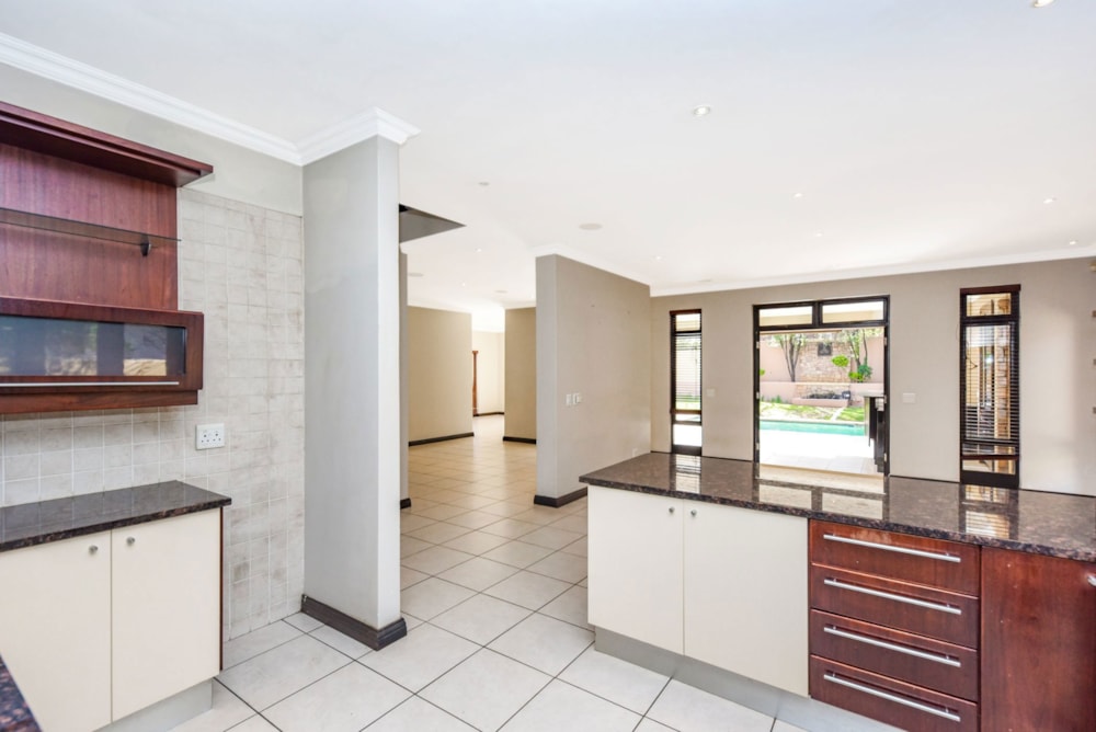 Security estate home for sale in Fernbrook Estate - FW1745275