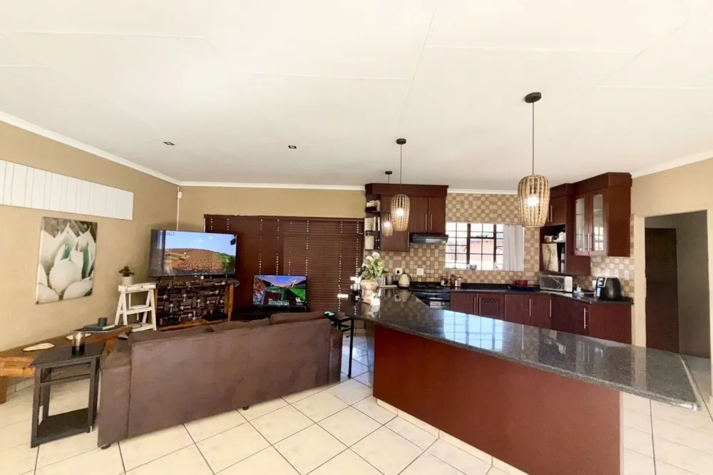 Townhouse for sale in Ermelo - 1EM1750555 Townhouse for sale in Ermelo - 1EM1750555