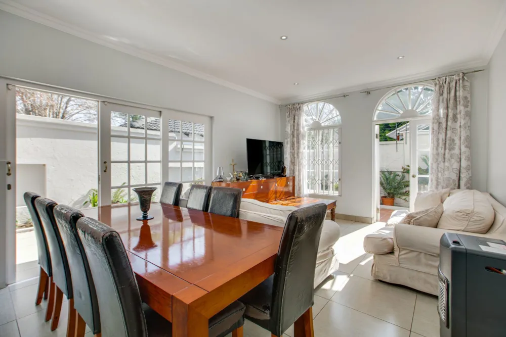 Apartment for sale in Parkwood, Johannesburg - HP1743928