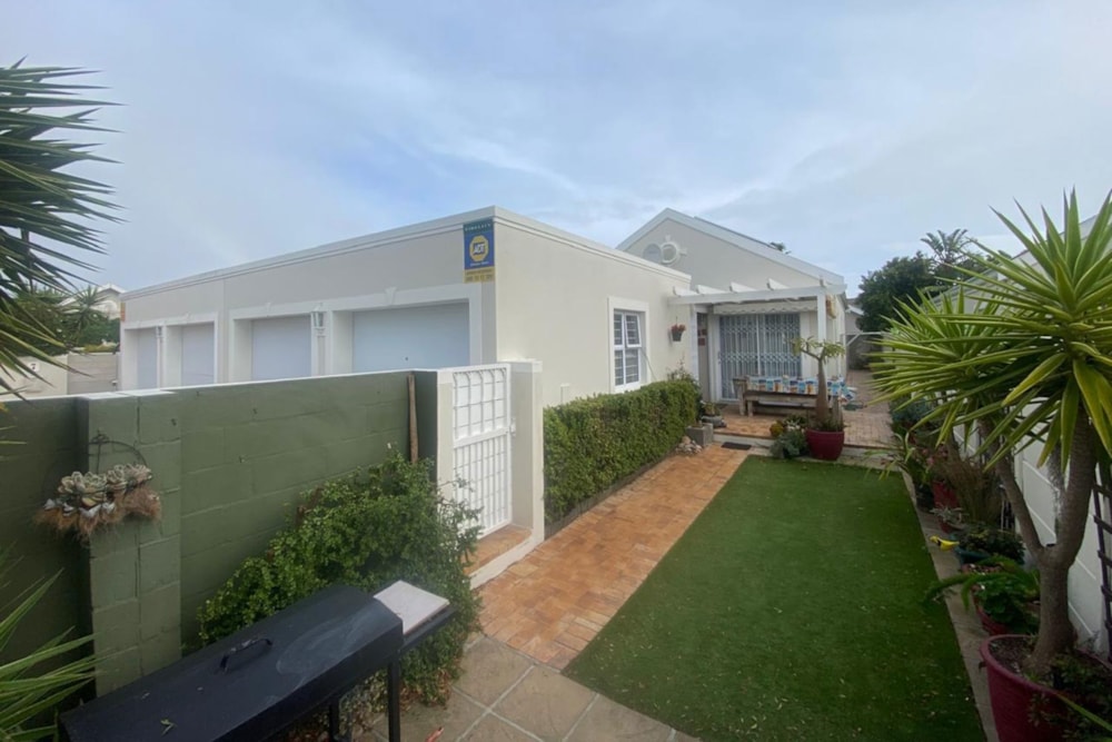 House for sale in Sunningdale, Blouberg - 1TV1746507 House for sale in Sunningdale, Blouberg - 1TV1746507