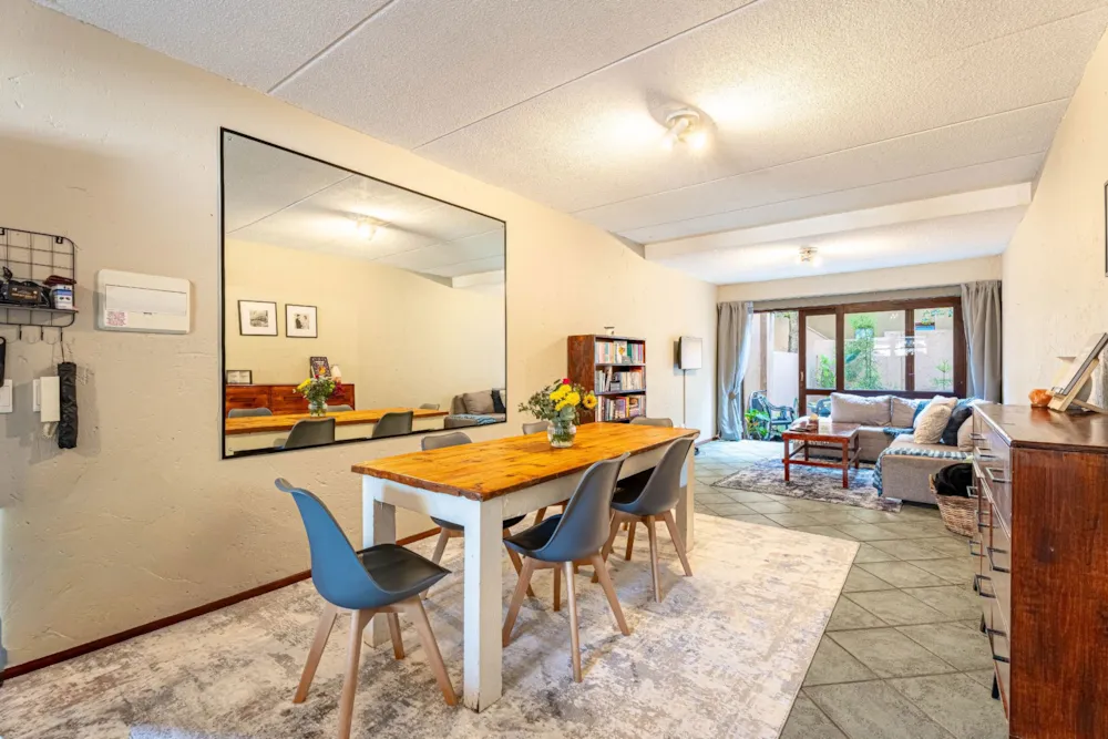 Apartment for sale in Sunninghill - FW1745187