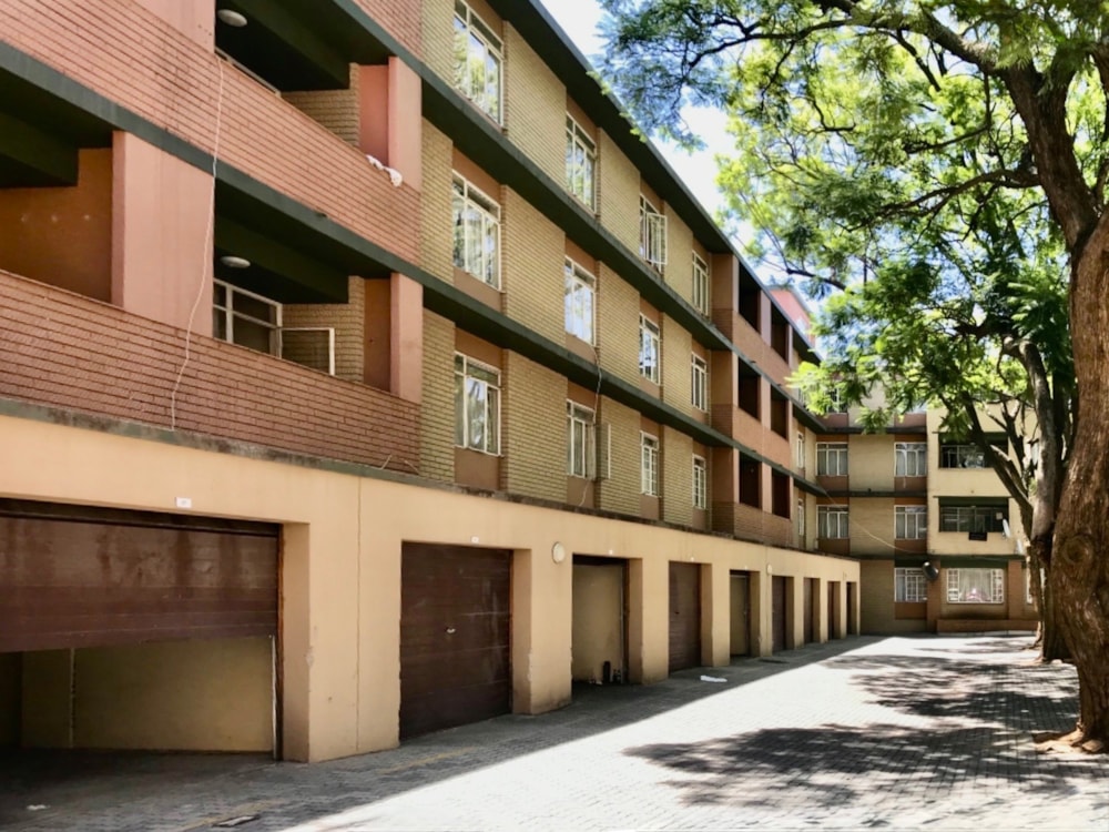 Apartment to rent in Rustenburg - 1RU1458333