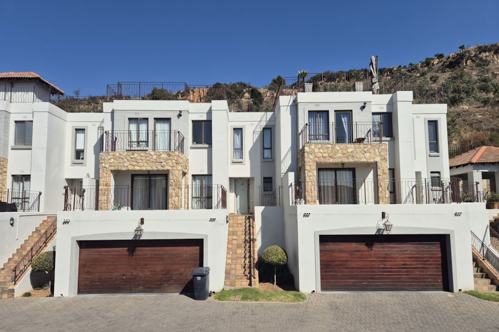 Apartment to rent in Constantia Kloof - RAL1746999