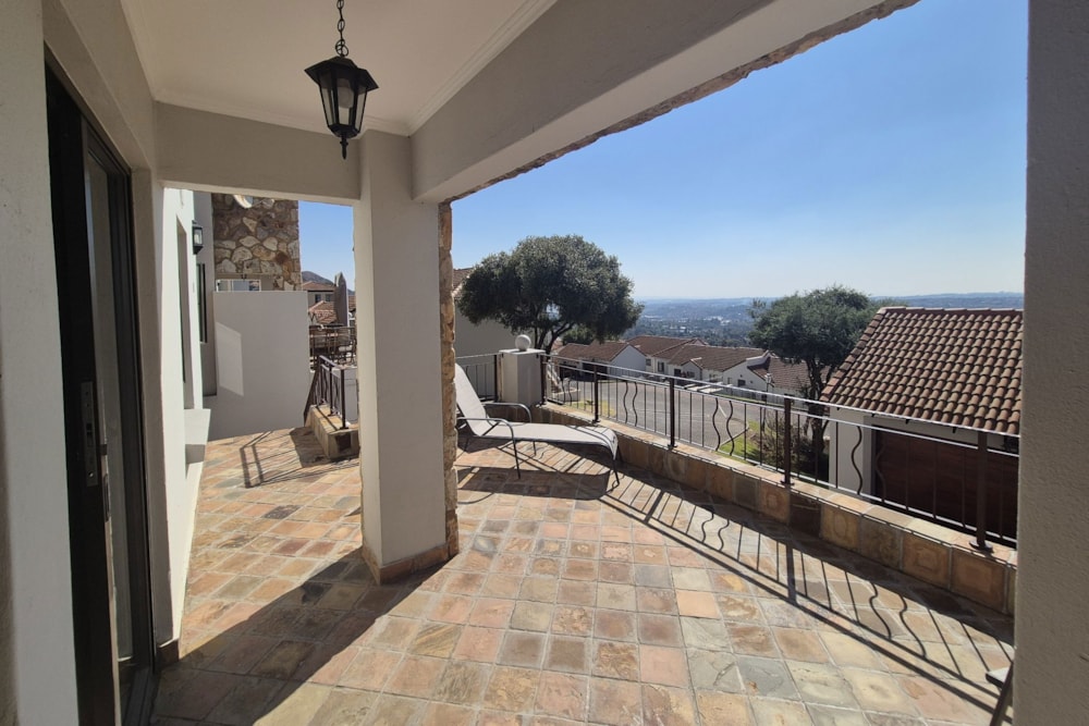 Apartment to rent in Constantia Kloof - RAL1746999