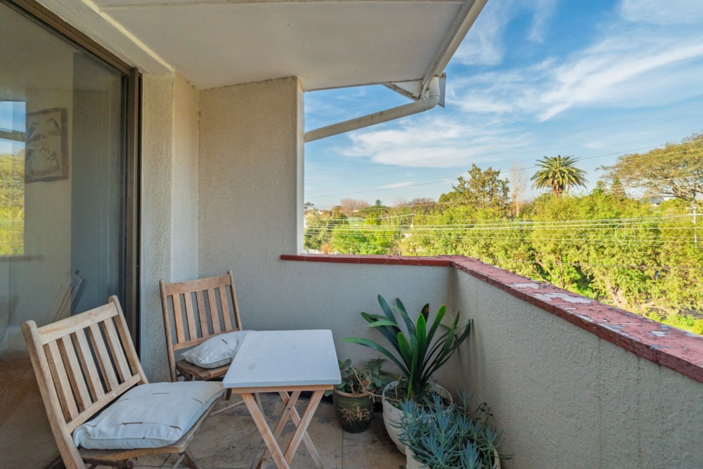 Apartment for sale in Rondebosch - KW1748144 Apartment for sale in Rondebosch - KW1748144