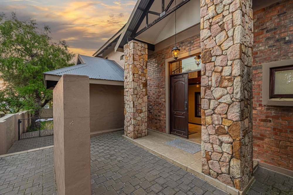 House for sale in Eagle Canyon Golf Estate - RAN1744978 House for sale in Eagle Canyon Golf Estate - RAN1744978
