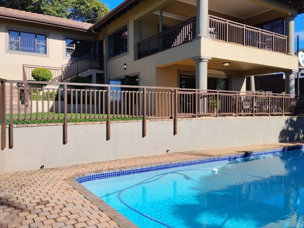 House for sale in La Lucia - 1ND1747596 House for sale in La Lucia - 1ND1747596