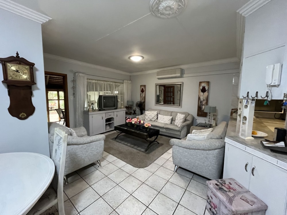 Townhouse for sale in Langenhovenpark - 1BX1747223 Townhouse for sale in Langenhovenpark - 1BX1747223