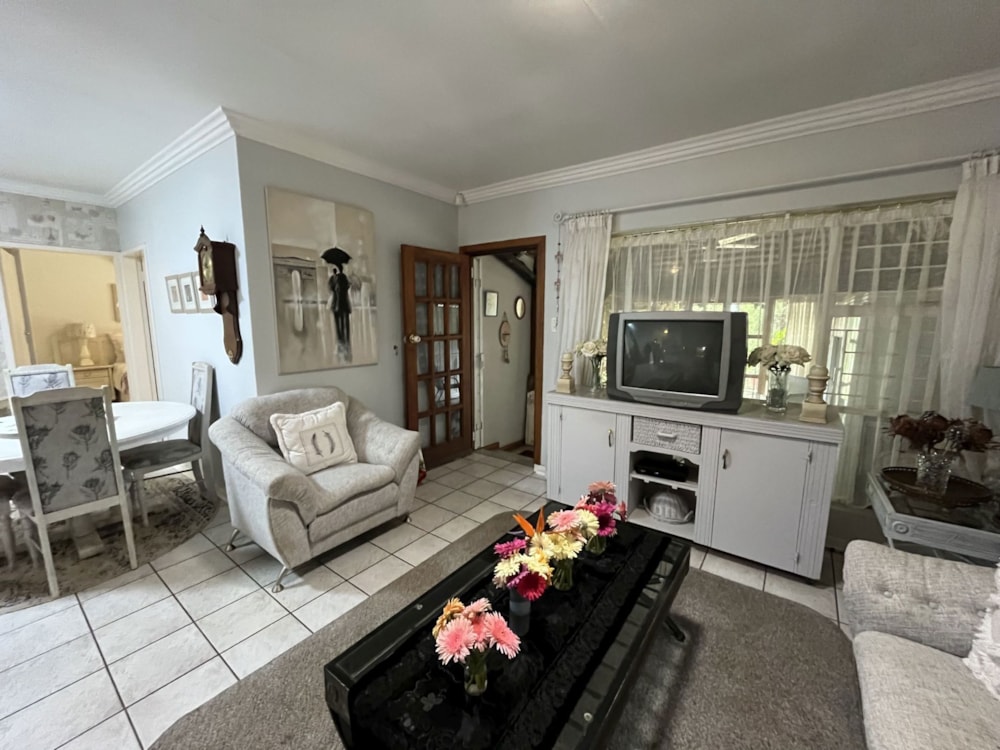 Townhouse for sale in Langenhovenpark - 1BX1747223 Townhouse for sale in Langenhovenpark - 1BX1747223