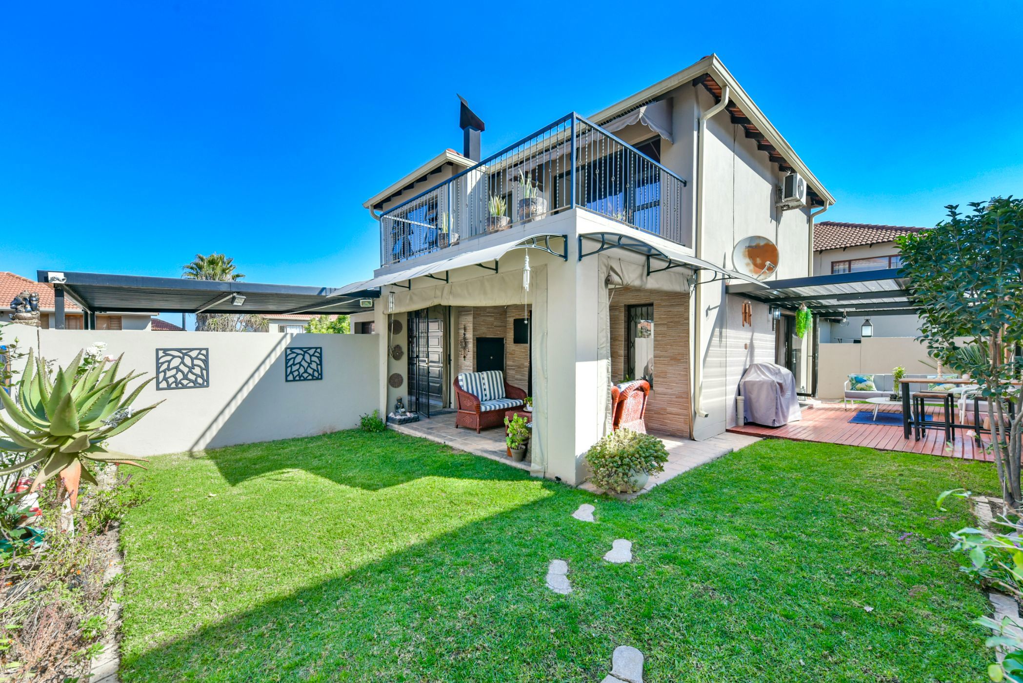 Double-storey cluster for sale in Craigavon - FW1746260