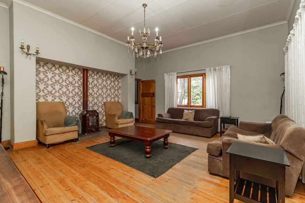 House for sale in Oudtshoorn Central - 1OU1745977 House for sale in Oudtshoorn Central - 1OU1745977