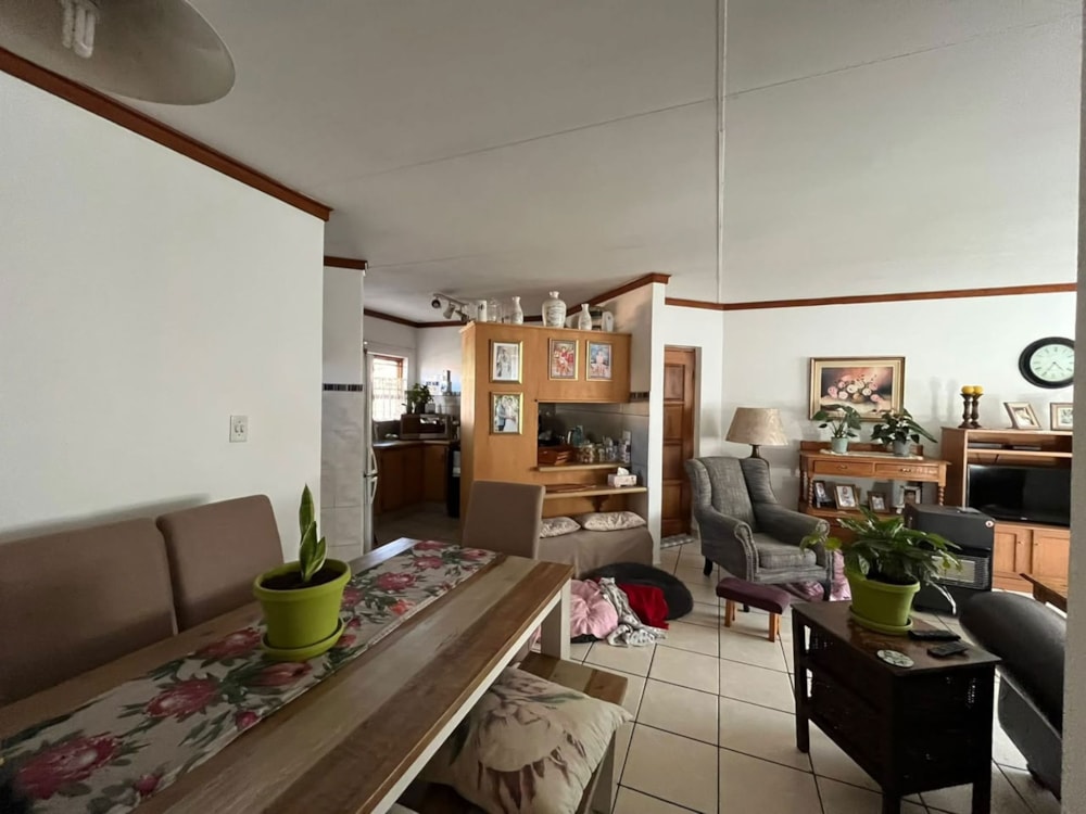 Townhouse for sale in Langenhovenpark - 1BX1746383 Townhouse for sale in Langenhovenpark - 1BX1746383