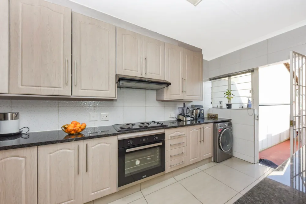 Townhouse for sale in Bryanston - HP1745500 Townhouse for sale in Bryanston - HP1745500