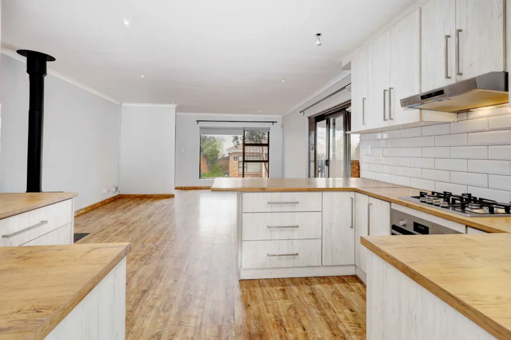 House let in Sonstraal Heights - NSL1746830 House let in Sonstraal Heights - NSL1746830