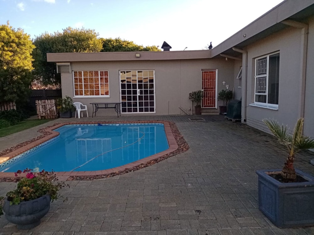 House for sale in Universitas - 1BX1745570