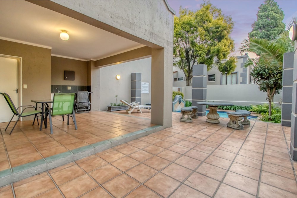 Apartment for sale in Waverley, Johannesburg - HP1748429 Apartment for sale in Waverley, Johannesburg - HP1748429