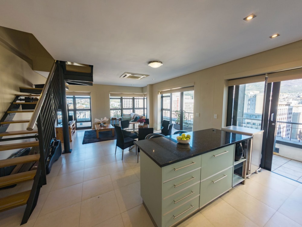 Penthouse apartment to rent in Cape Town Central - CBL1749896 Penthouse apartment to rent in Cape Town Central - CBL1749896