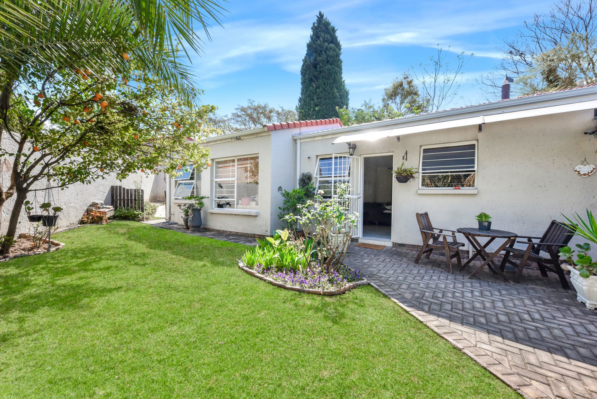 Single-storey cluster for sale in Johannesburg North, Fourways Area - FW1750125