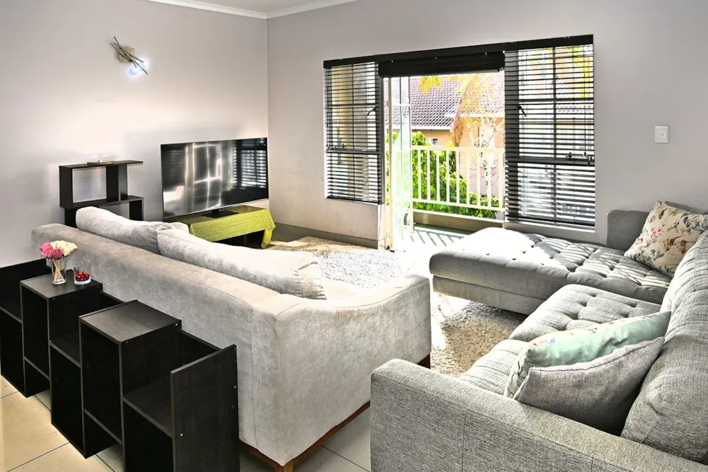 Apartment for sale in Houghton Estate - HP1750654