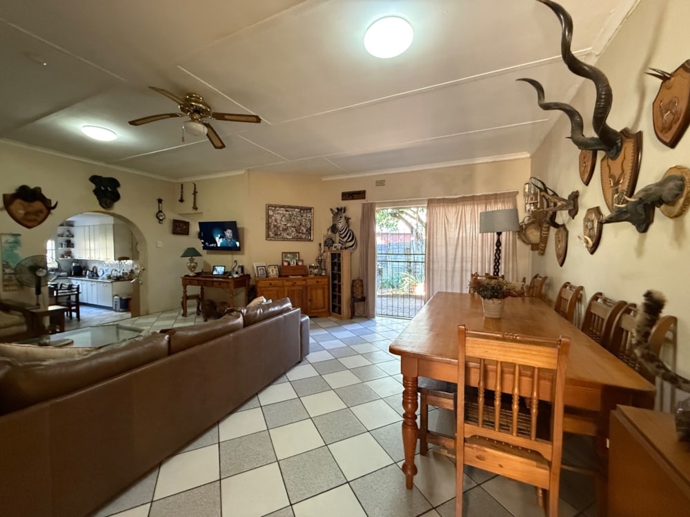 House for sale in West Acres - 1NS1748328
