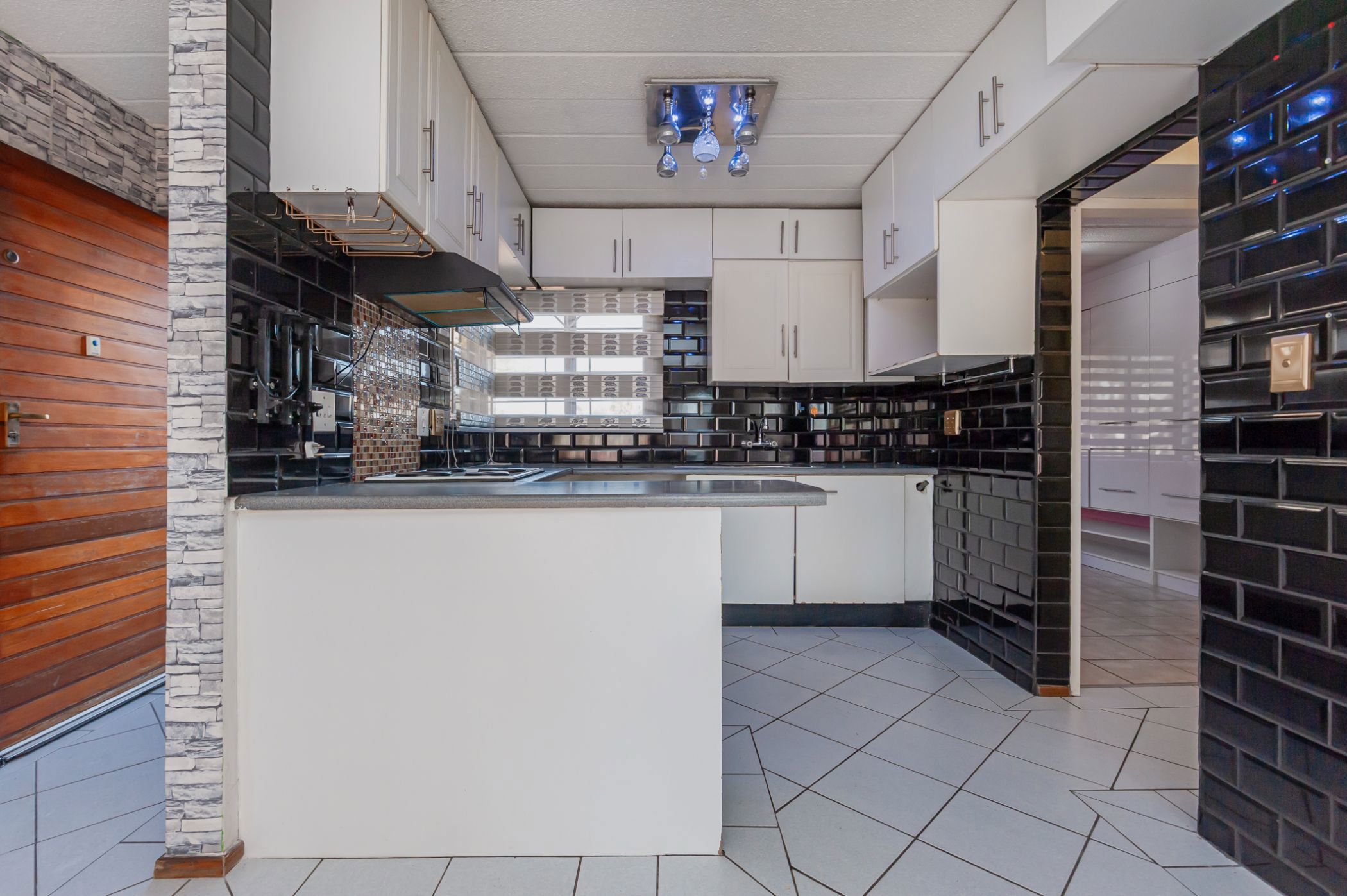 Townhouse for sale in Glenvista - 1GV1747593
