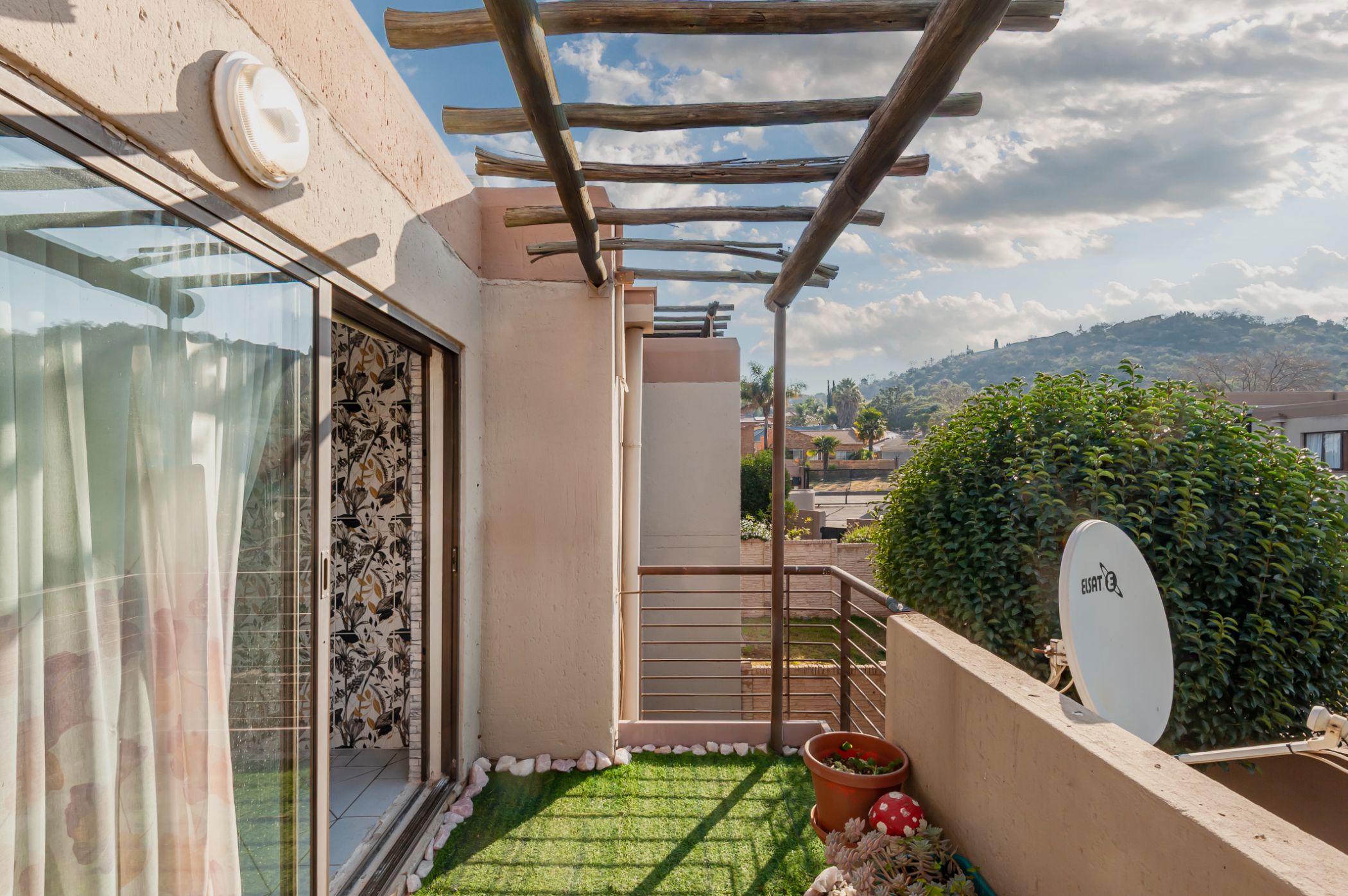 Townhouse for sale in Glenvista - 1GV1747593