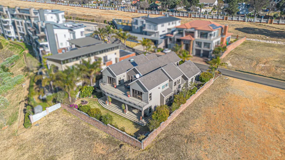 House for sale in Ebotse Golf Estate - EN1748022 House for sale in Ebotse Golf Estate - EN1748022
