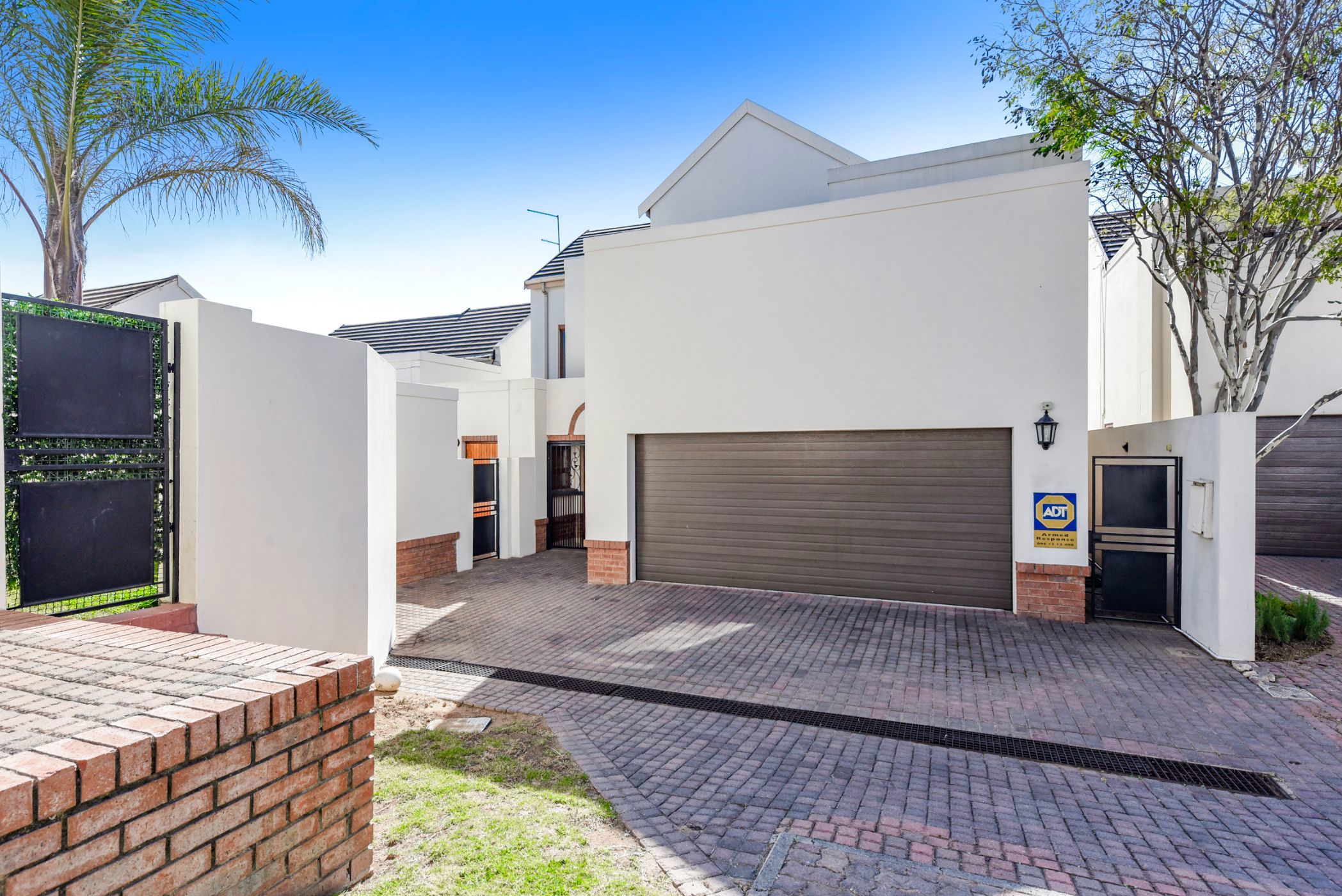 Cluster for sale in Bryanston - HP1748001
