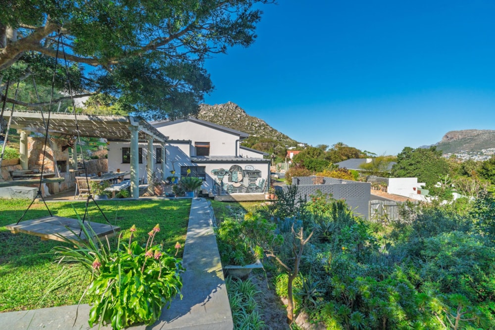 House for sale in Clovelly, Cape Town - FH1741797