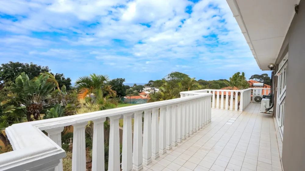 Guesthouse for sale in uMhlanga Rocks - 1ND1749840