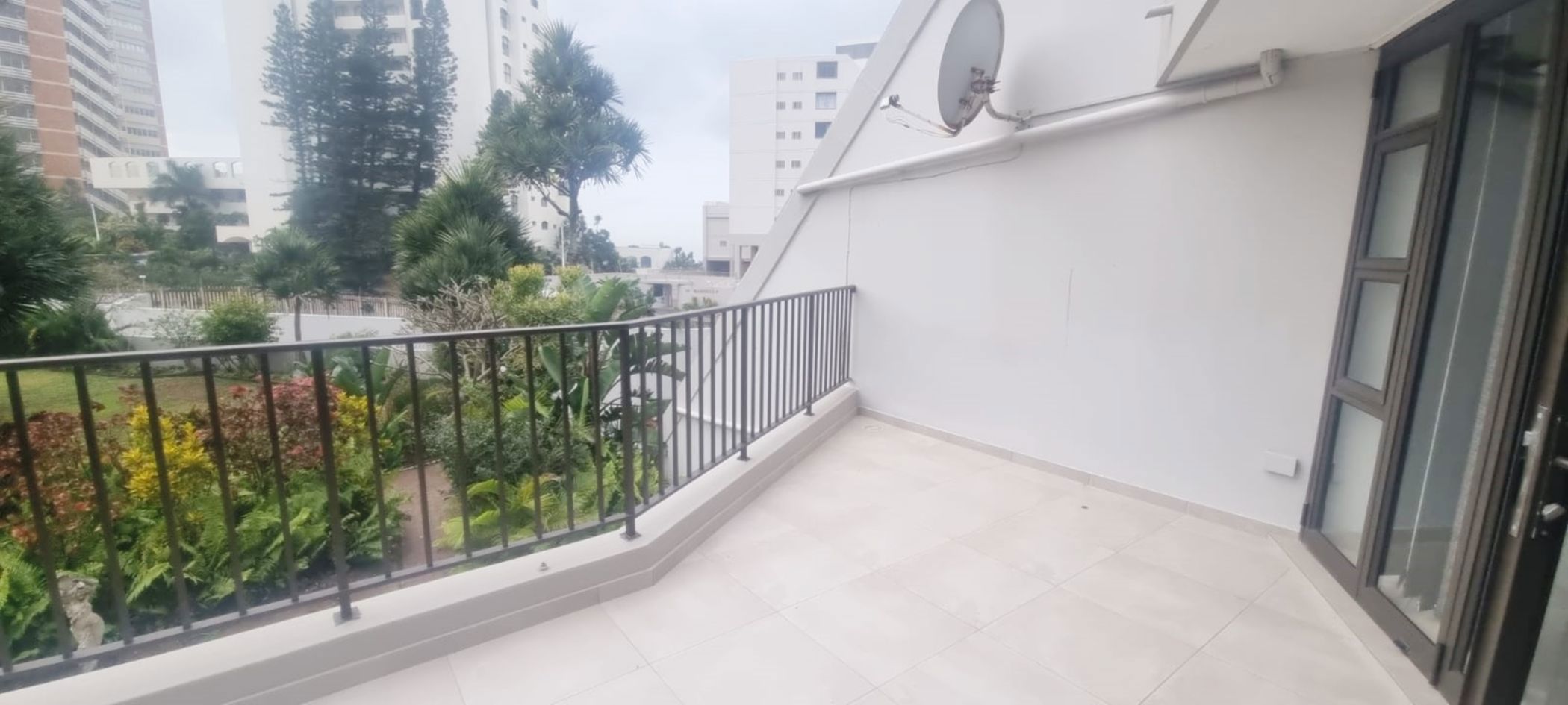 Apartment to rent in uMhlanga Rocks - 1ND1749830