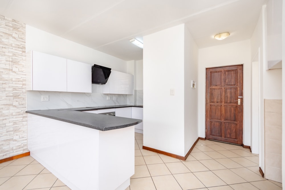 Apartment for sale in Honeydew, Roodepoort - RAN1749098 Apartment for sale in Honeydew, Roodepoort - RAN1749098