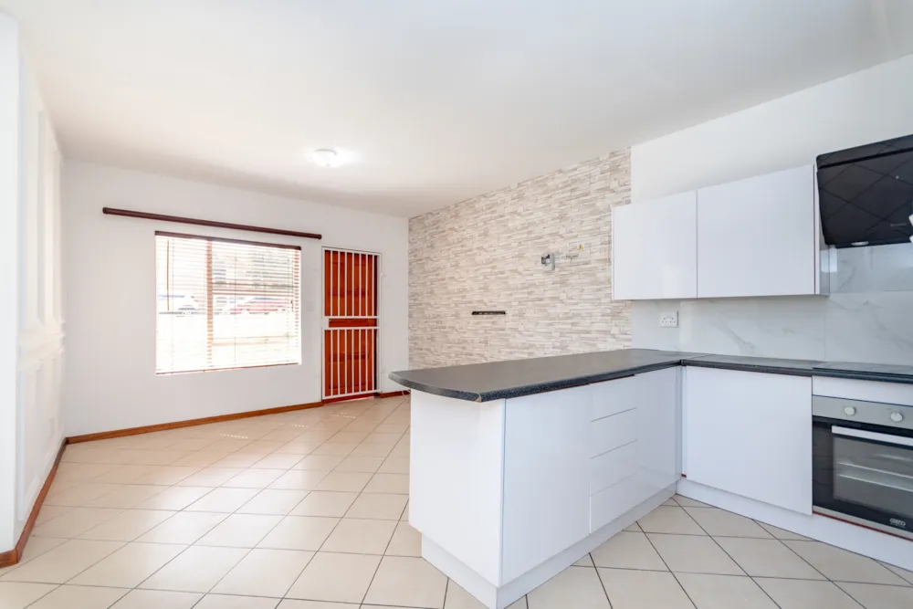 Apartment for sale in Honeydew, Roodepoort - RAN1749098 Apartment for sale in Honeydew, Roodepoort - RAN1749098