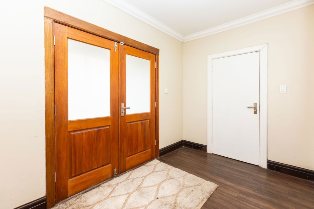 House for sale in Hutten Heights - 1NW1747510