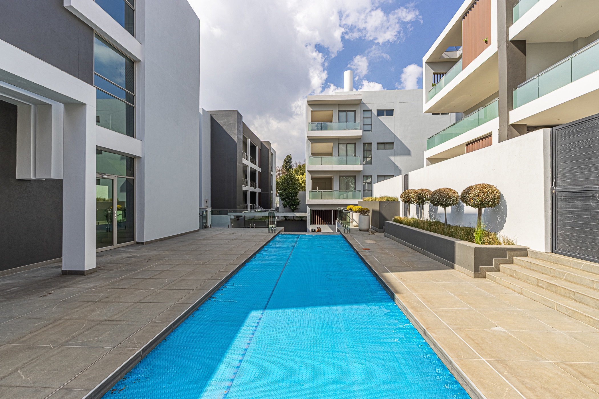 Apartment for sale in Hyde Park, Sandton - HP1749069
