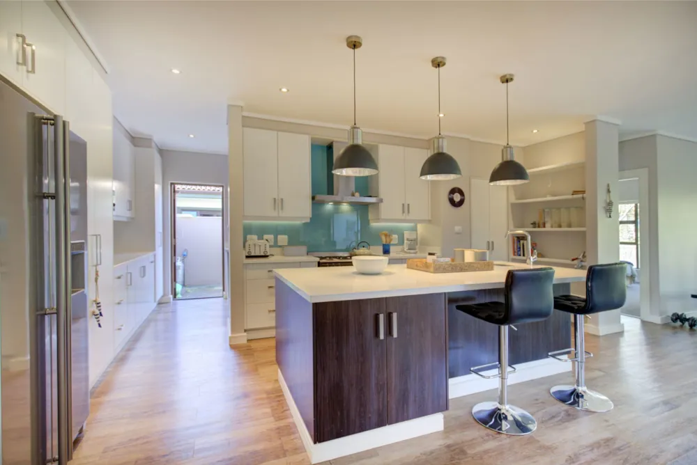 Security estate home for sale in Earl's Court - GEO1755803 Security estate home for sale in Earl's Court - GEO1755803