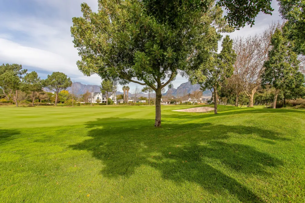 Residential vacant land sold in Pearl Valley Golf and Country Estate - VLV1744051 Residential vacant land sold in Pearl Valley Golf and Country Estate - VLV1744051