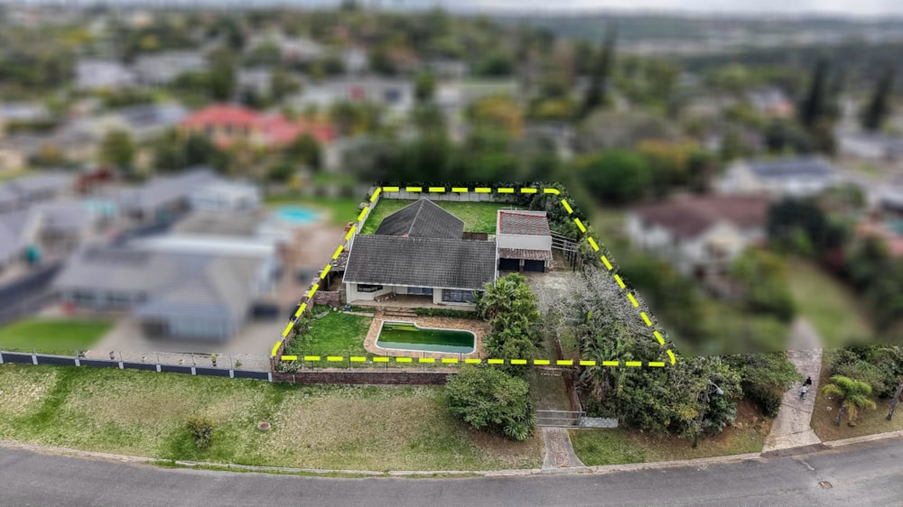 House to rent in Beacon Bay - 1EZ1749379 House to rent in Beacon Bay - 1EZ1749379