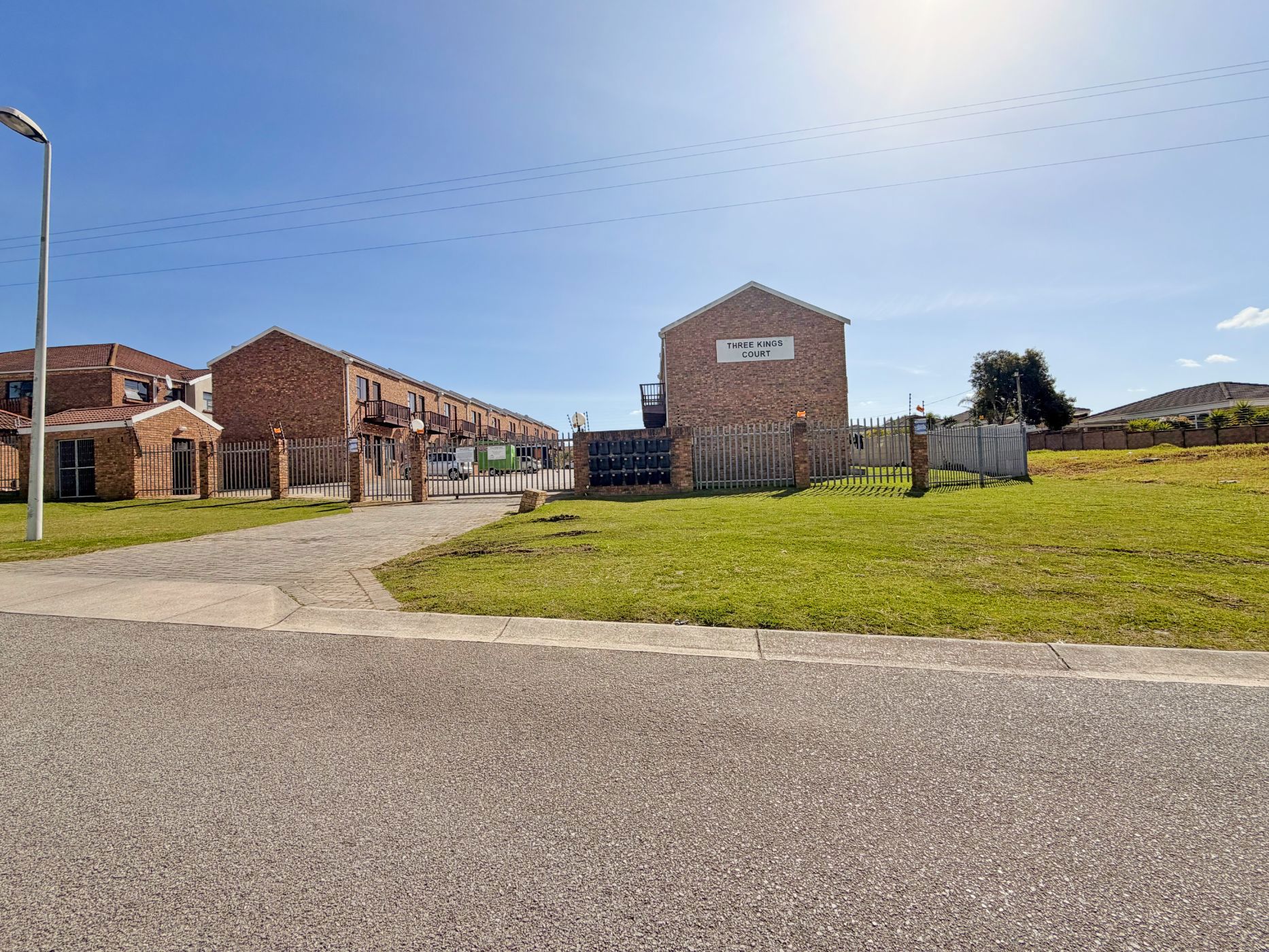 Apartment for sale in Brentwood Park, Port Elizabeth, Gqeberha - 1PLZ1750213