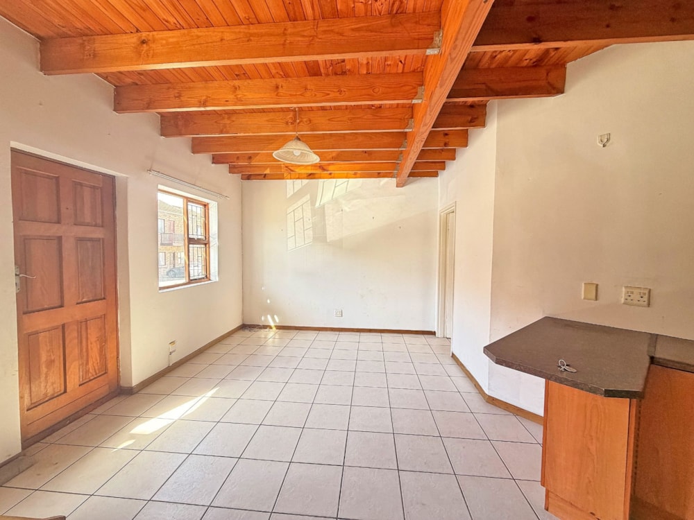 Apartment for sale in Brentwood Park, Port Elizabeth, Gqeberha - 1PLZ1750213 Apartment for sale in Brentwood Park, Port Elizabeth, Gqeberha - 1PLZ1750213