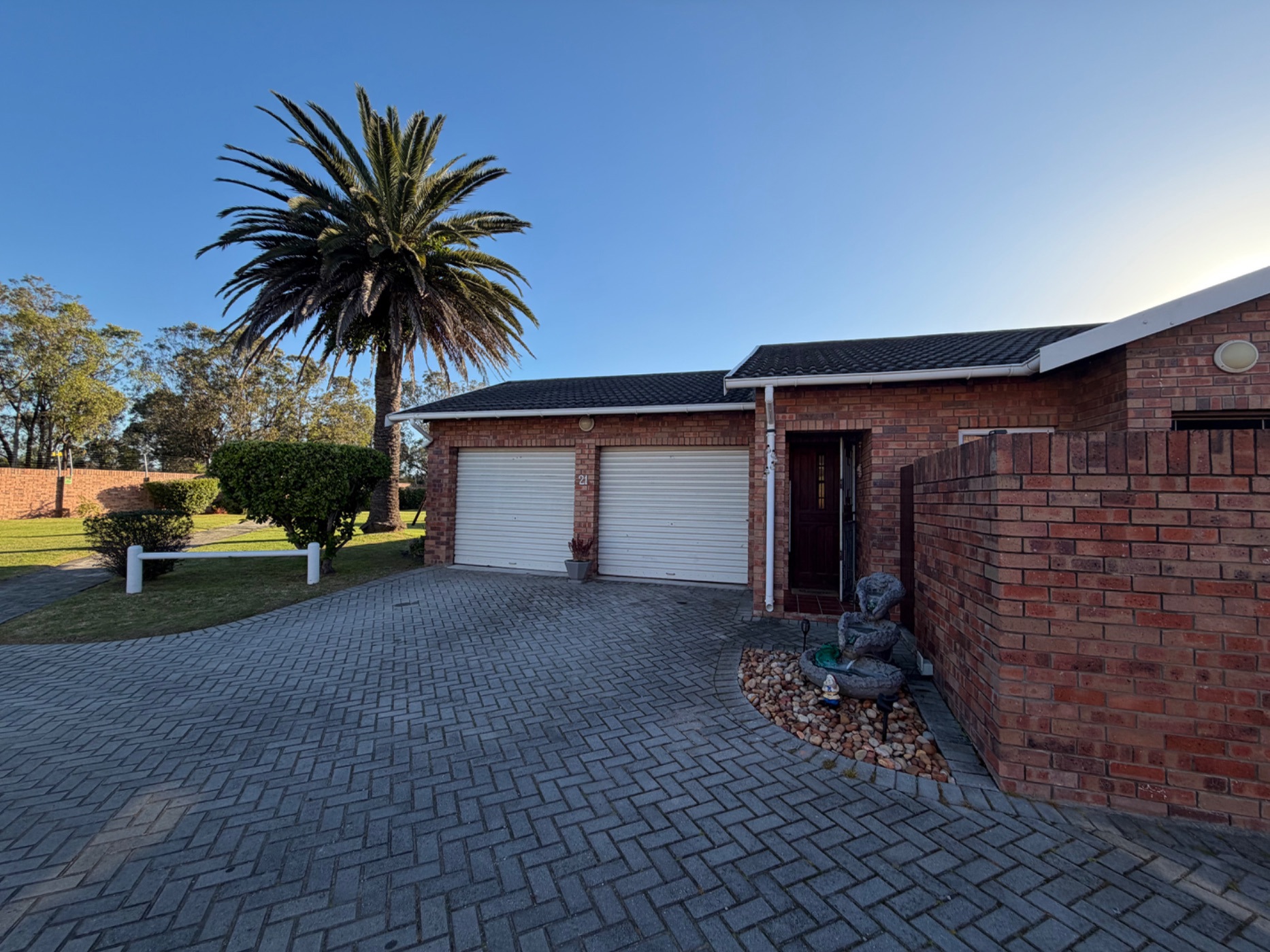 Townhouse for sale in Glenroy Park - 1PLZ1750173