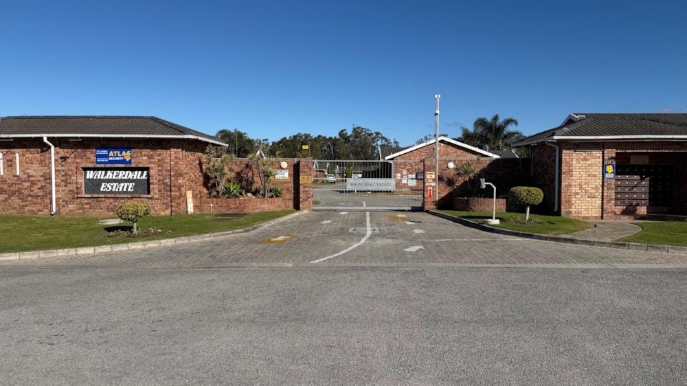 Townhouse for sale in Glenroy Park - 1PLZ1750173