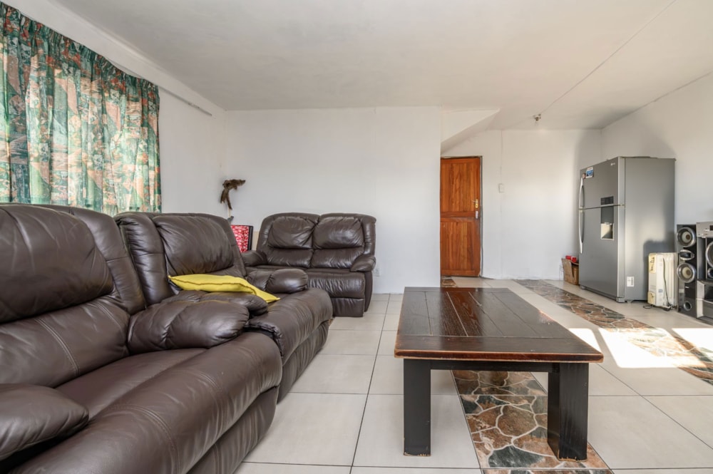 House for sale in Bluewater Bay, Port Elizabeth, Gqeberha - 1PLZ1736023 House for sale in Bluewater Bay, Port Elizabeth, Gqeberha - 1PLZ1736023