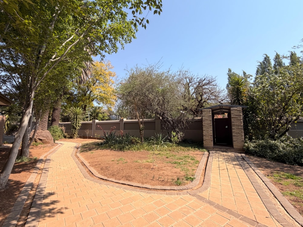 House for sale in Waverley, Bloemfontein - 1BX1750677