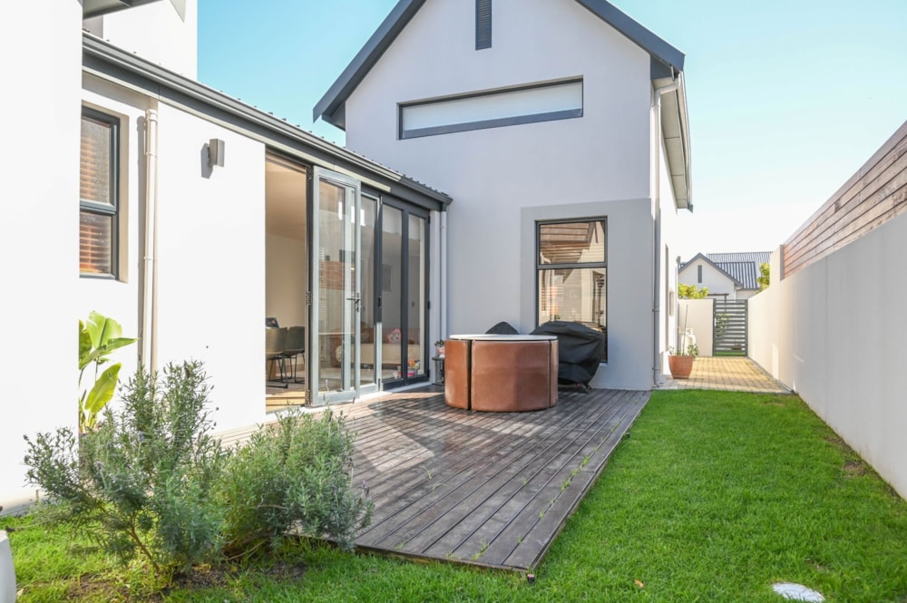 House for sale in Sitari Country Estate - SW1749559